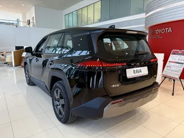 Купить Toyota RAV4, VI (XA60) Черный 2.0 CVT (171 л.с.) 4WD от 4900000 ₽. в Саратове