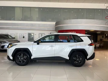 Купить Toyota RAV4, VI (XA60) Белый 2.0 CVT (171 л.с.) 4WD от 4650000 ₽. в Саратове